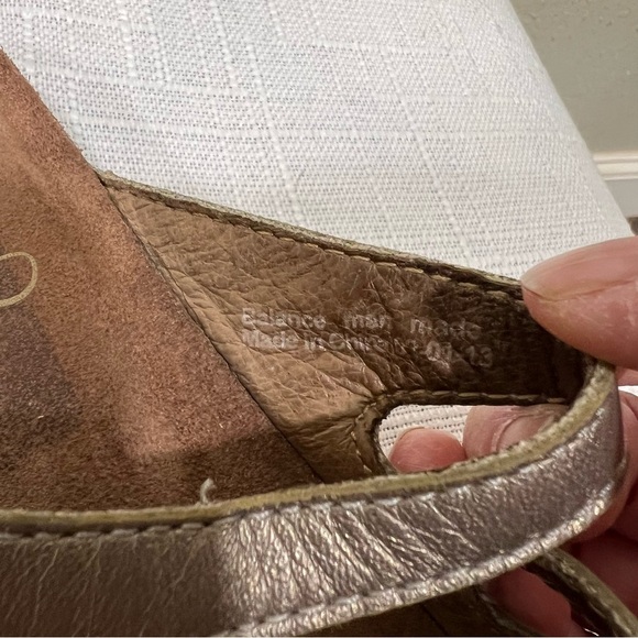 Dansko Janie Sandals Bronze Metallic Leather Women’s Comfort Shoes US Size 6 - Picture 7 of 8